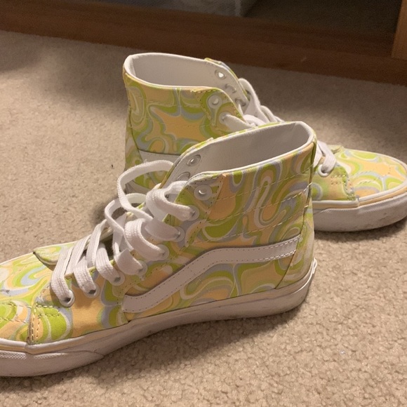 Groovy 70’s Hi-Tops - Picture 3 of 5